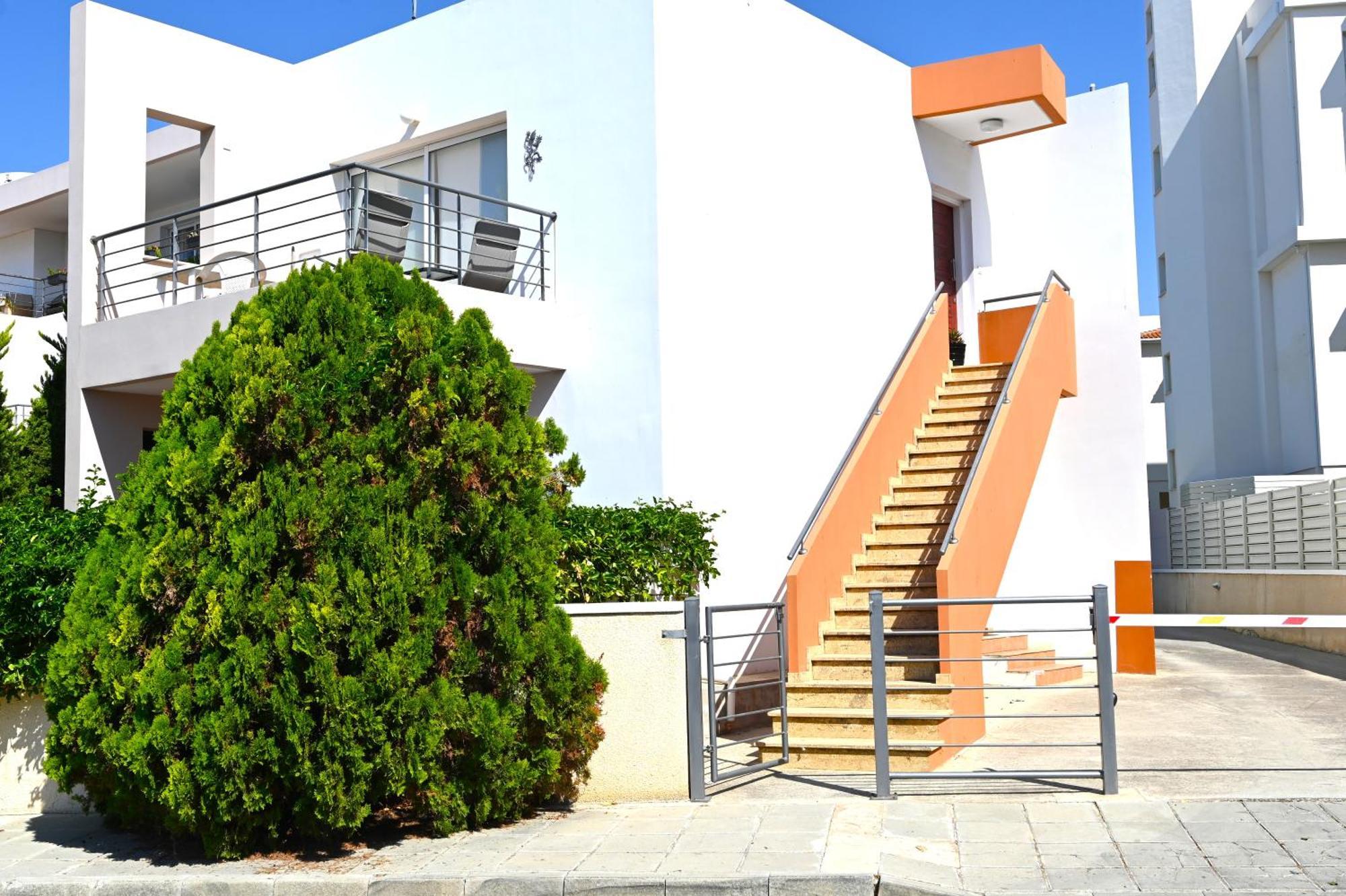 Отдыхайте С Удовольствием Paphos Exteriör bild